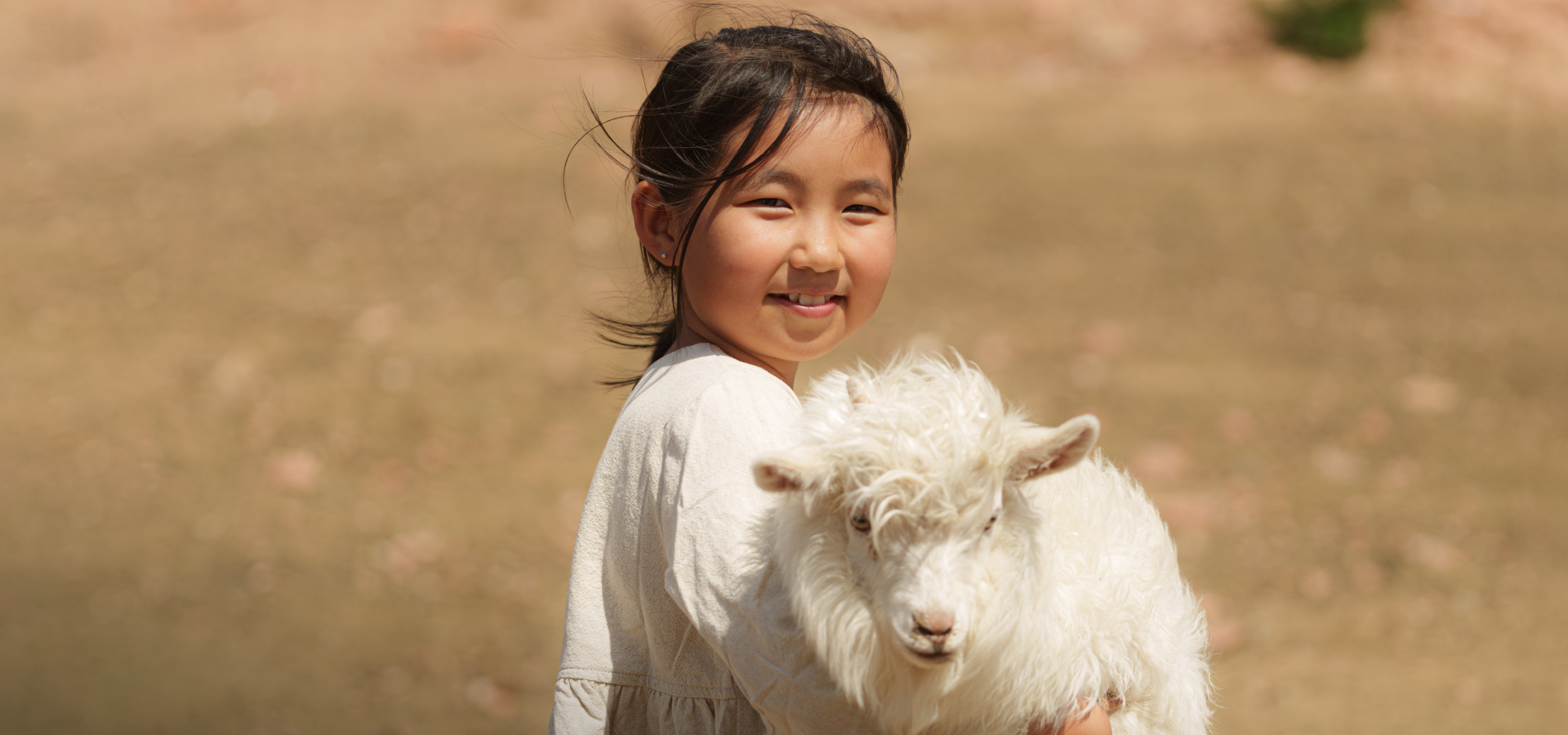 slider image slider_item_wA3gxb